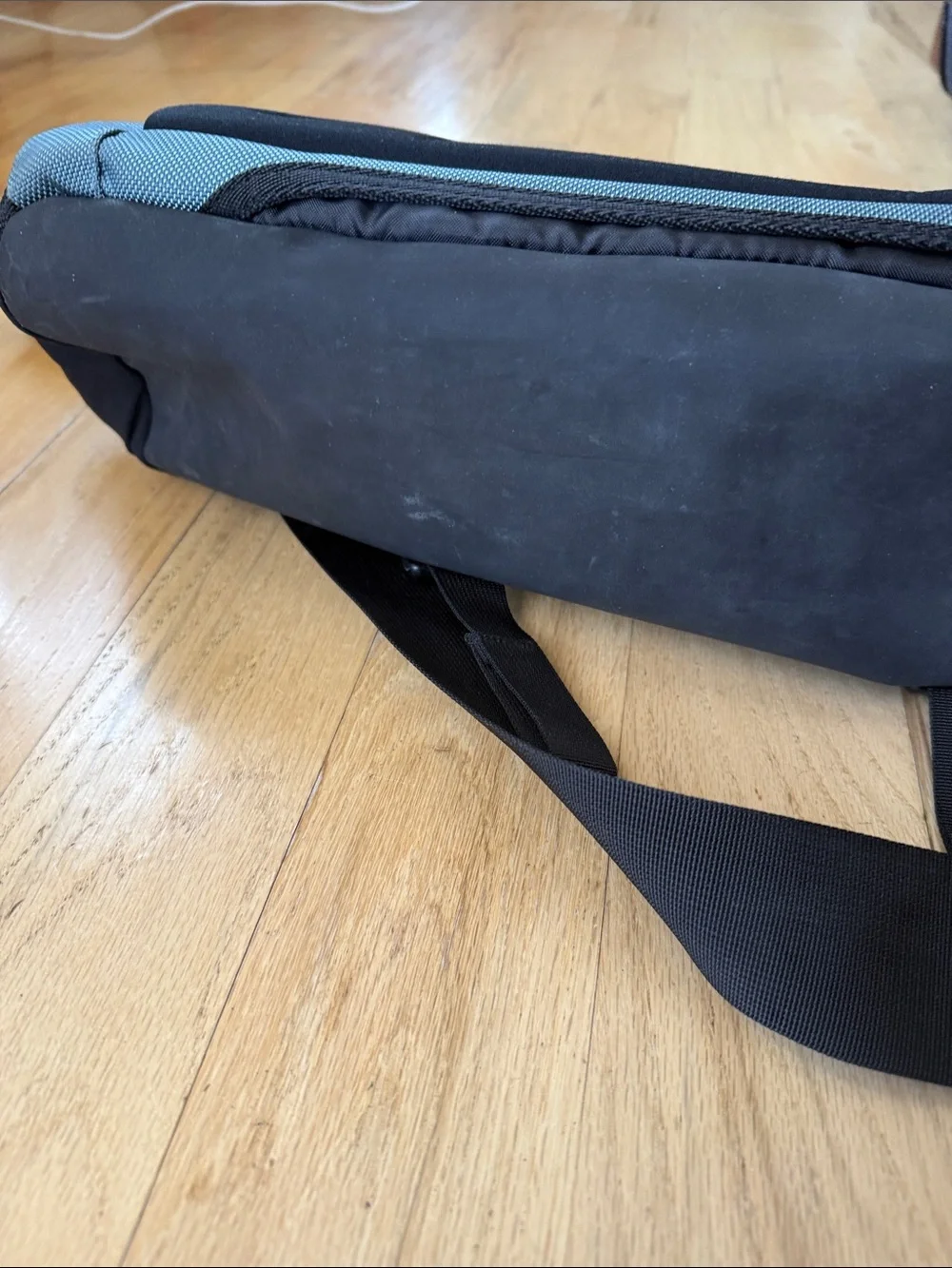 Timbuk2 Dove gray & White Messenger Bag - Shoulder/Crossbody